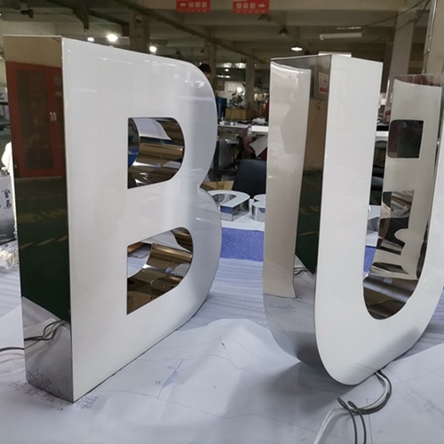 Resin letter